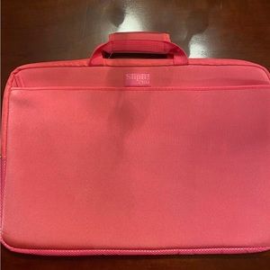 NWOT SlipIt Pro laptop case for 17" screen.